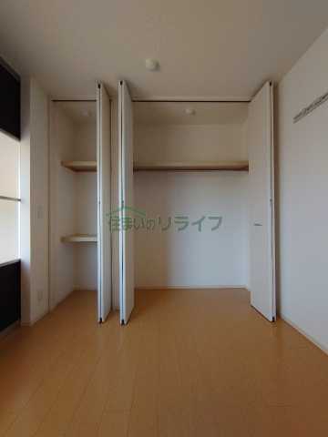 収納　別部屋参考写真となります。