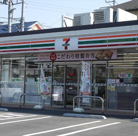 コンビニ　セブン－イレブン伊勢原神戸店（コンビニ）まで455m