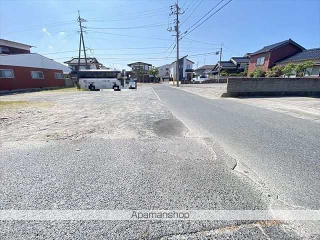 その他　全面道路（その他）まで0m