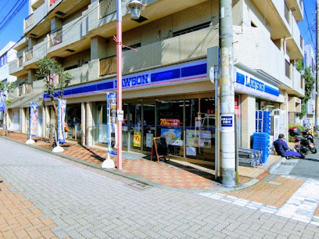 コンビニ　ローソン東矢口二丁目店（コンビニ）まで528m