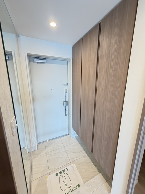 玄関　別部屋参考写真です