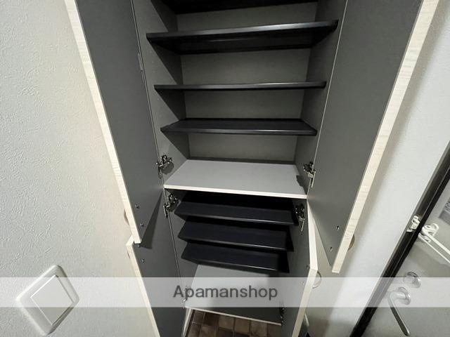 プチメゾン WANISHI2の内装写真