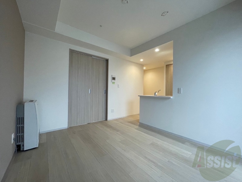 居室・リビング　広くてキレイなお部屋が広がっていて、充実した生活が送れそう。
