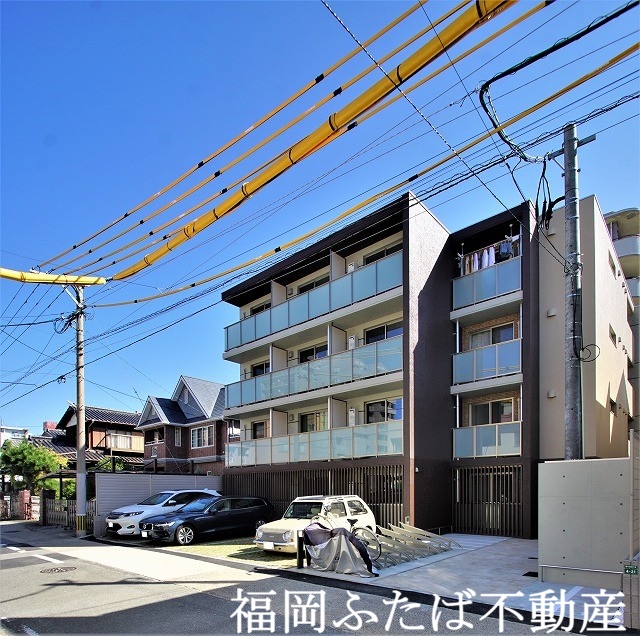 quador姪浜の外観写真