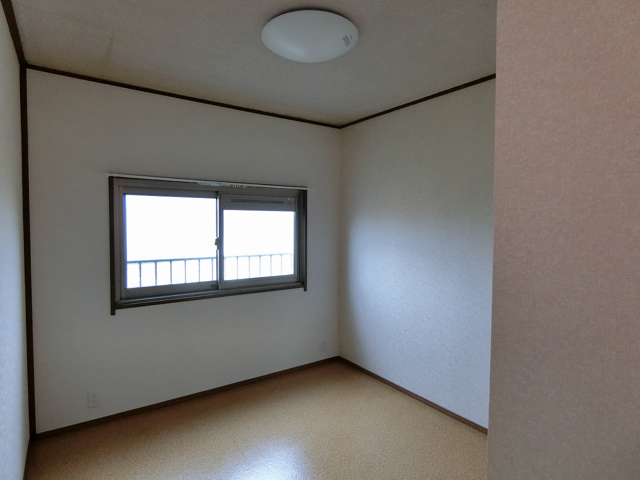 江戸川台小田急ハイツ25号棟の内装写真