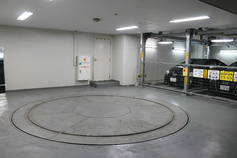 駐車場　★《見学予約受け付け中》・設備充実ハイグレードマンション★