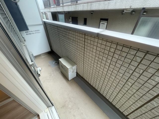 バルコニー　バルコニー