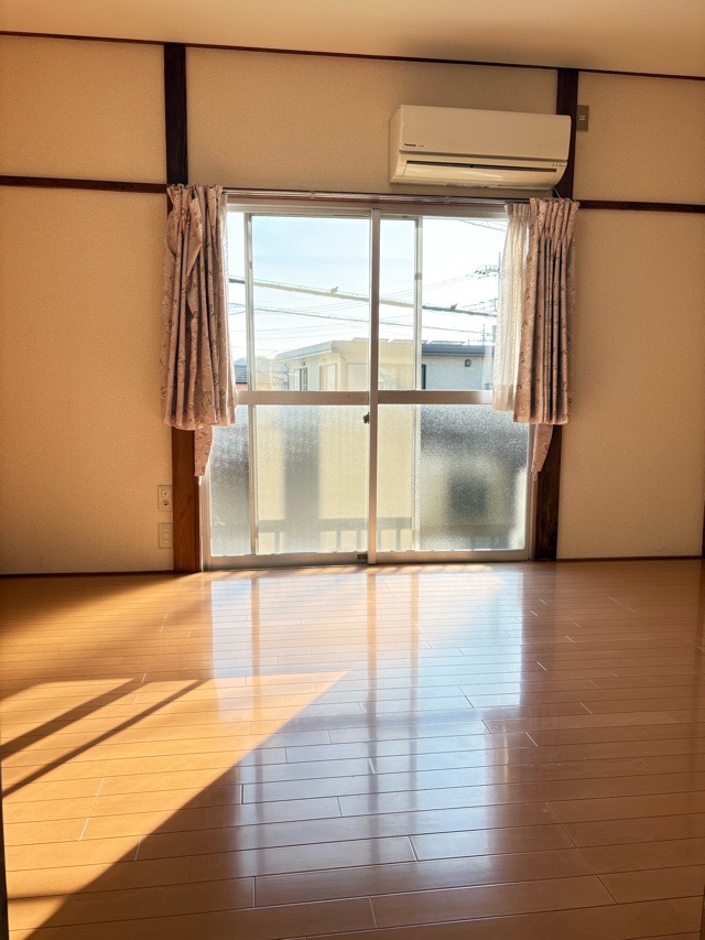 コーポ野辺の居間写真