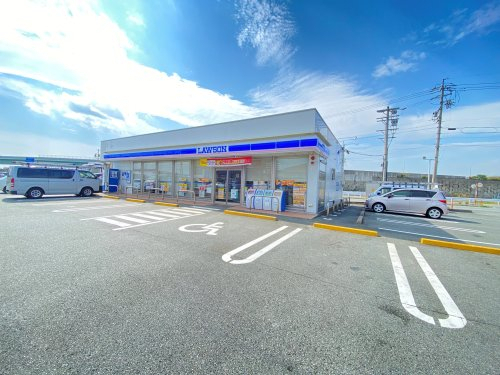コンビニ　ローソン松阪小津町店（コンビニ）まで1235m