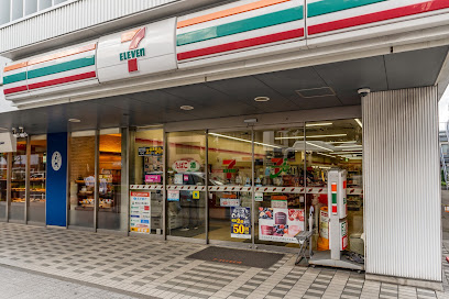 コンビニ　セブンイレブン札幌円山公園駅店（コンビニ）まで586m
