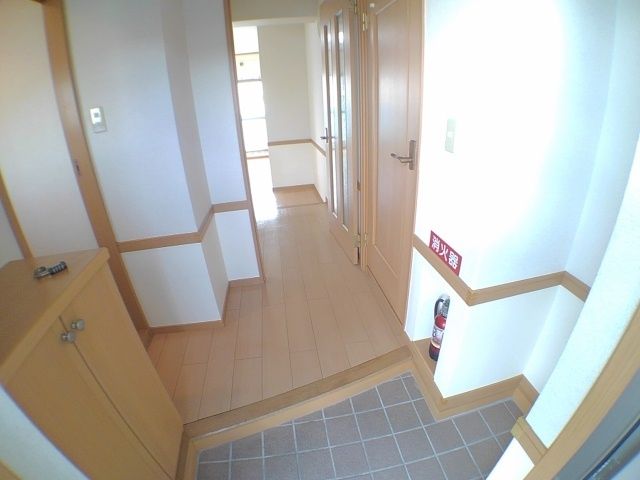 ソレイユYJの玄関写真
