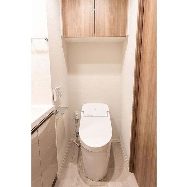 コンフォリア・リヴ板橋のトイレ写真