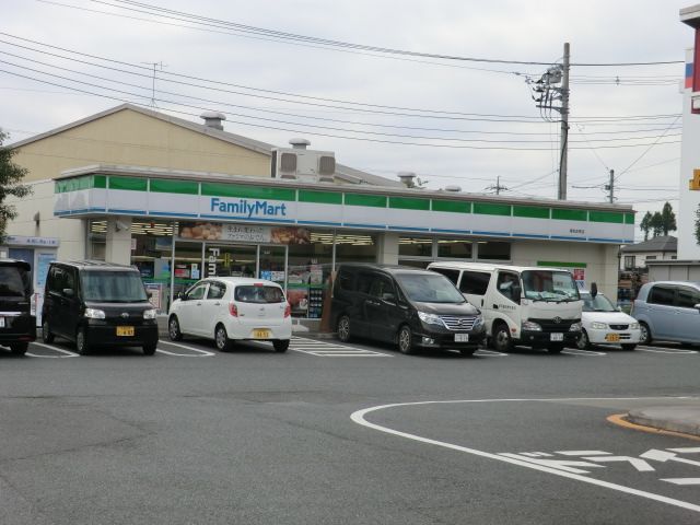 コンビニ　ファミリーマート浦和芝原店（コンビニ）まで1023m