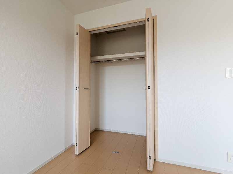 収納　図面と現状に相違がある場合には現状を優先