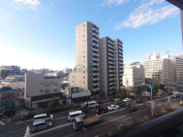 眺望　※参考写真　同タイプ（間取り）の502号室の写真となります。