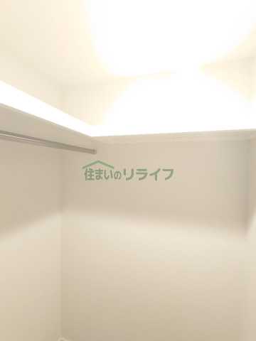収納　※参考写真　同タイプ（間取り）の502号室の写真となります。