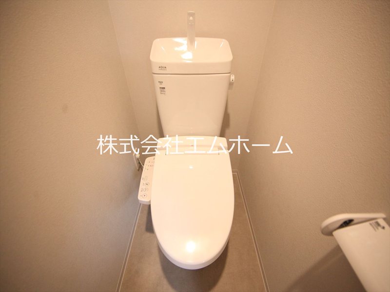地下鉄鶴舞線 浅間町駅 徒歩10分 10階建 築2年のトイレ写真