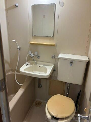 石富ハイツのトイレ写真