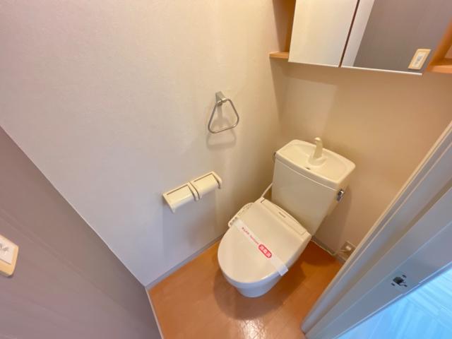 トイレ　シャワー付トイレ
