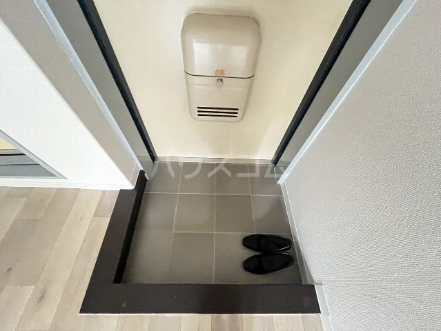 フェムトン旭の玄関写真