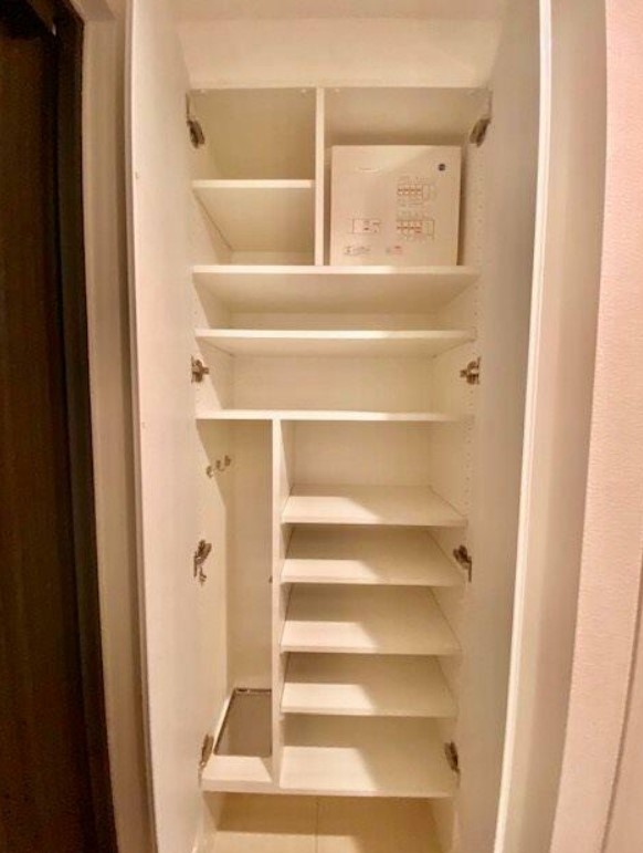 ラクラス四谷の玄関写真