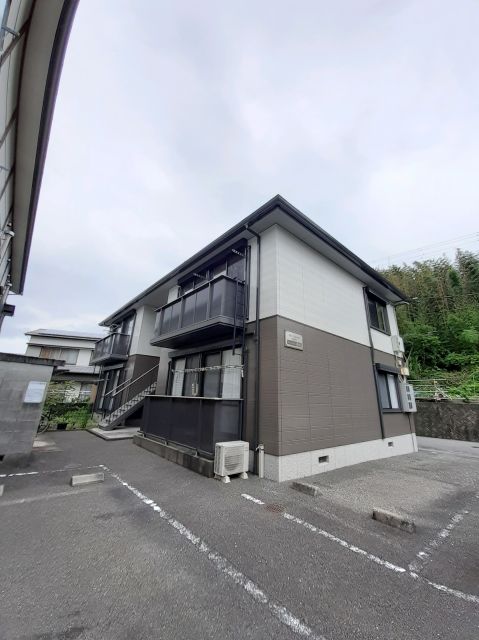 シャーメゾン神田の外観写真