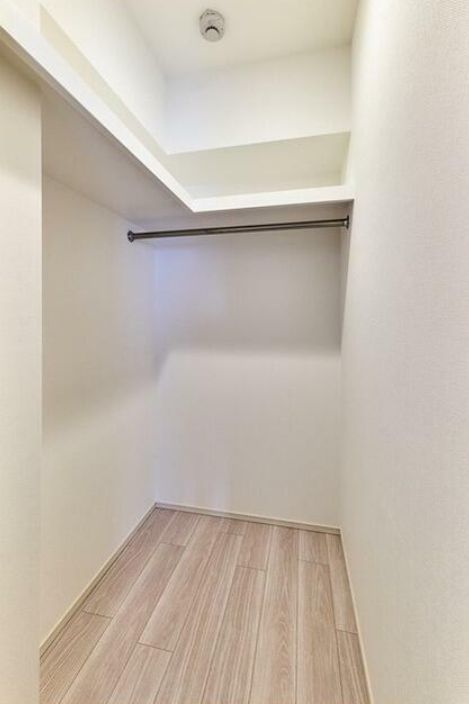 コンフォリア・リヴ門前仲町EASTの内装写真