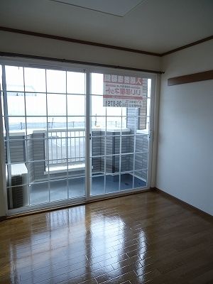 ミルト下島の居間写真