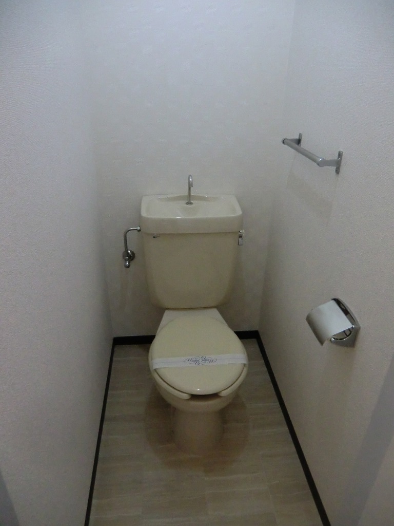 トイレ　トイレ