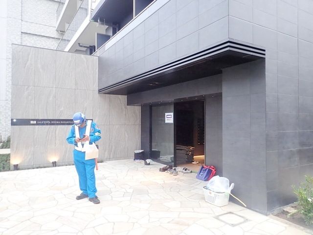 エントランス　エントランス