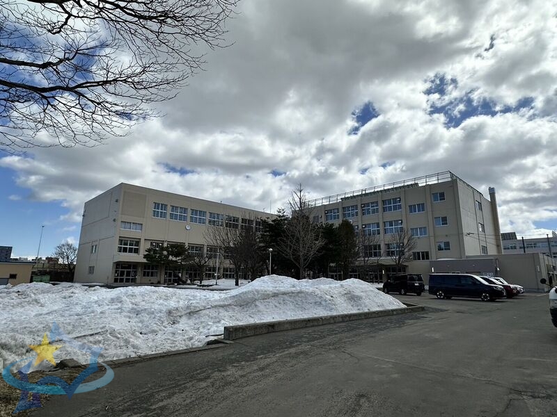 小学校　札幌市立幌南小学校（小学校）まで809m
