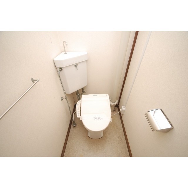 清水レジデンスのトイレ写真