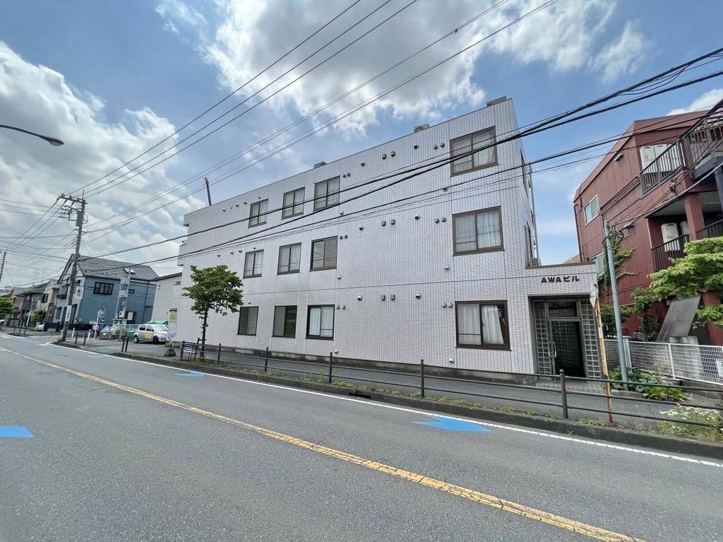 AWAビルの外観写真