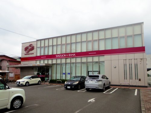 ＪＲ東海道本線 静岡駅 バス乗車時間：20分 最寄りバス停で下車 徒歩2分 3階建 築30年の周辺写真