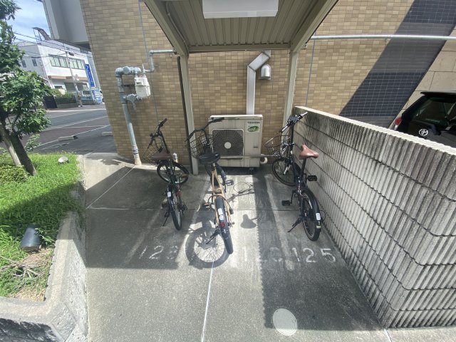 阪急千里線 豊津駅 徒歩10分 12階建 築18年の外観写真
