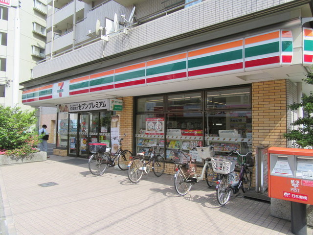 コンビニ　セブンイレブン川口芝新町店（コンビニ）まで330m