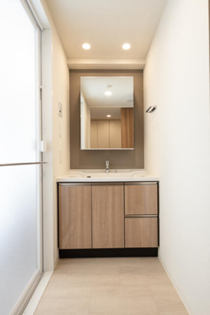 洗面設備　※写真は同タイプ住戸です。