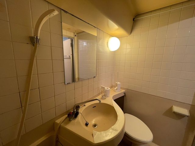 洗面設備　他の部屋の写真を参考にしています