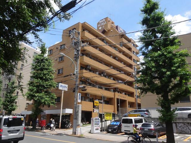京王線 笹塚駅 徒歩8分 築42年