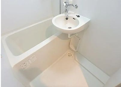 バス・シャワールーム　※同間取り別室参考写真