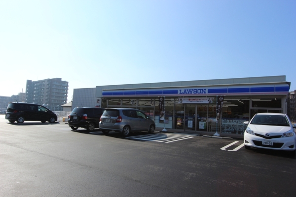 コンビニ　ローソン新つくば妻木店（コンビニ）まで231m