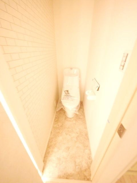 アザーレ・バモス百合ヶ丘のトイレ写真