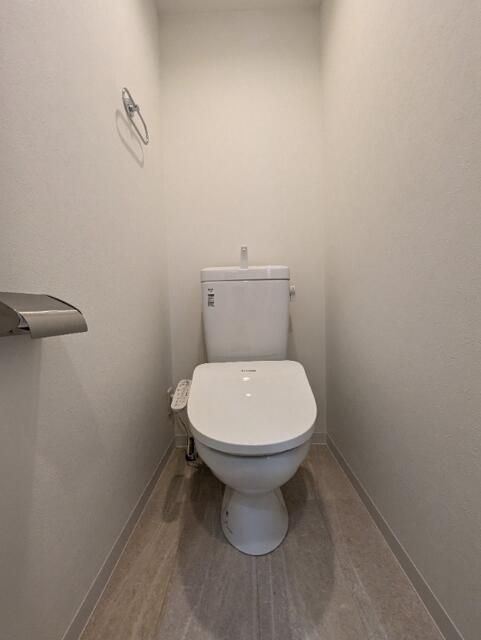 西武池袋線 大泉学園駅 徒歩13分 2階建 築1年のトイレ写真
