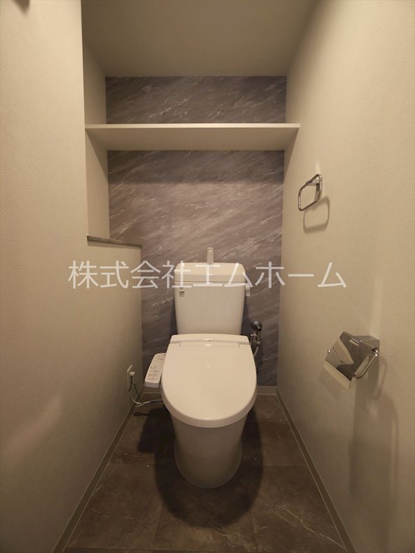 地下鉄東山線 亀島駅 徒歩3分 13階建 築2年のトイレ写真