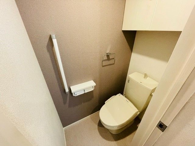 ＪＲ東北本線 名取駅 徒歩11分 2階建 築4年のトイレ写真