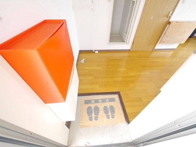 玄関　★お部屋探しは株式会社タウンハウジング東京まで★