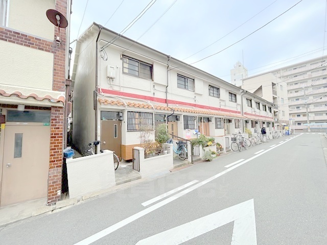 地下鉄四つ橋線 住之江公園駅 徒歩10分 2階建 築58年の外観写真