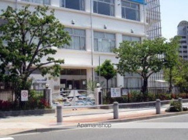 幼稚園・保育園　港区立にじのはし幼稚園（幼稚園・保育園）まで1314m
