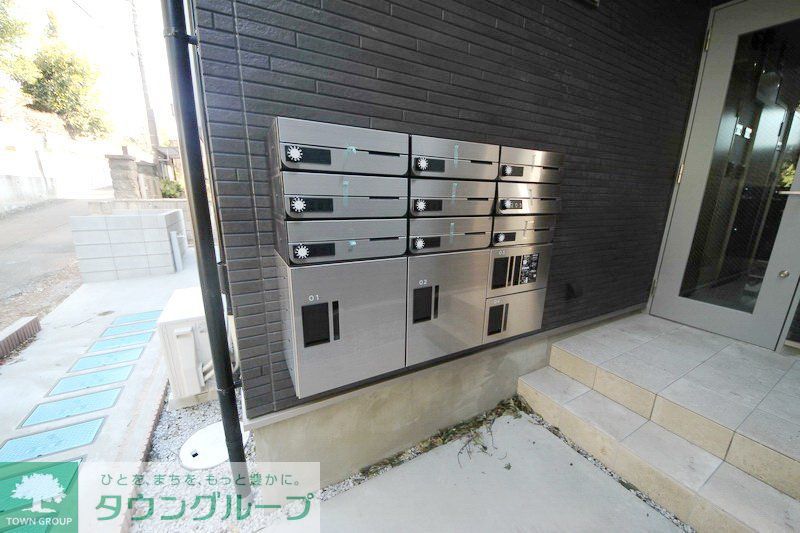 ＪＲ埼京線 与野本町駅 徒歩10分 3階建 築2年の外観写真