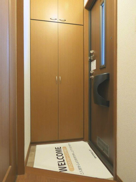 玄関　図面と現状に相違がある場合には現状を優先